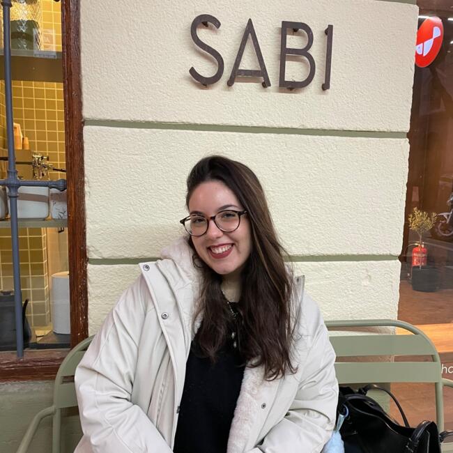 Babysitter in Granada: Claudia