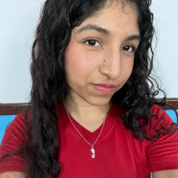 Babysitter Piura: Sara