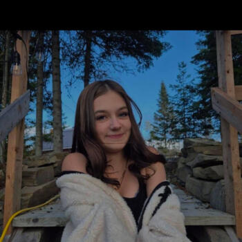 Baby-sitter in Rimouski: Ange-Elly