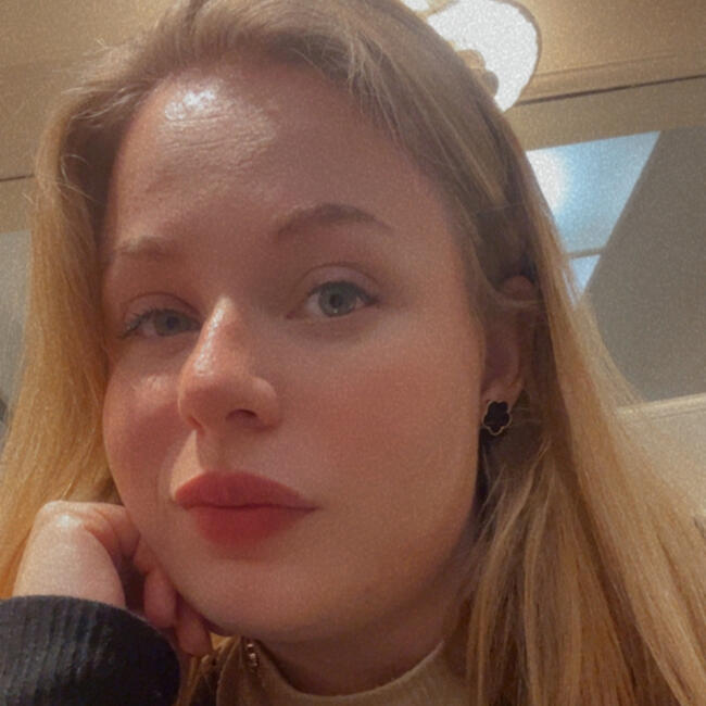 Babysitter in Girona: Micheli