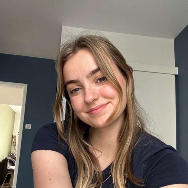 Babysitter in Colmar: Alicia