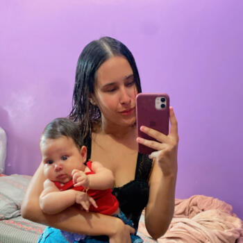 Emprego de babá em Águas Lindas de Goiás: emprego de babá Jéssica