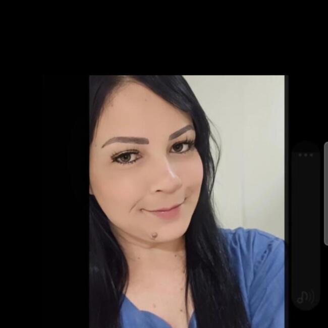 Babysitter in Joinville: Estelli