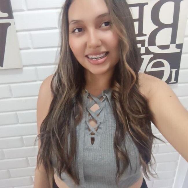 Babysitter in Caracas: Camila