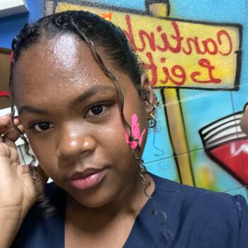 Babá Teresina: Kayra Ravena