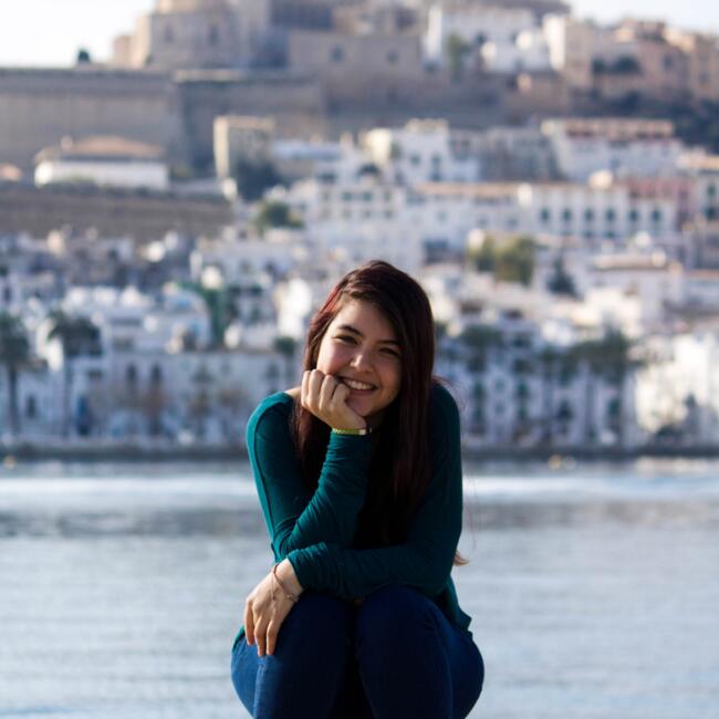 Canguro en Santa Eulalia del Río: Jazmin