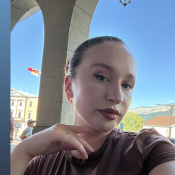 Babysitter Scionzier: Halime