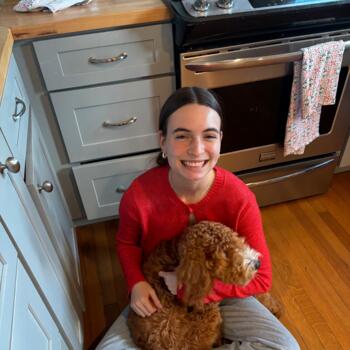 Babysitter in Pittsburgh: Isabella
