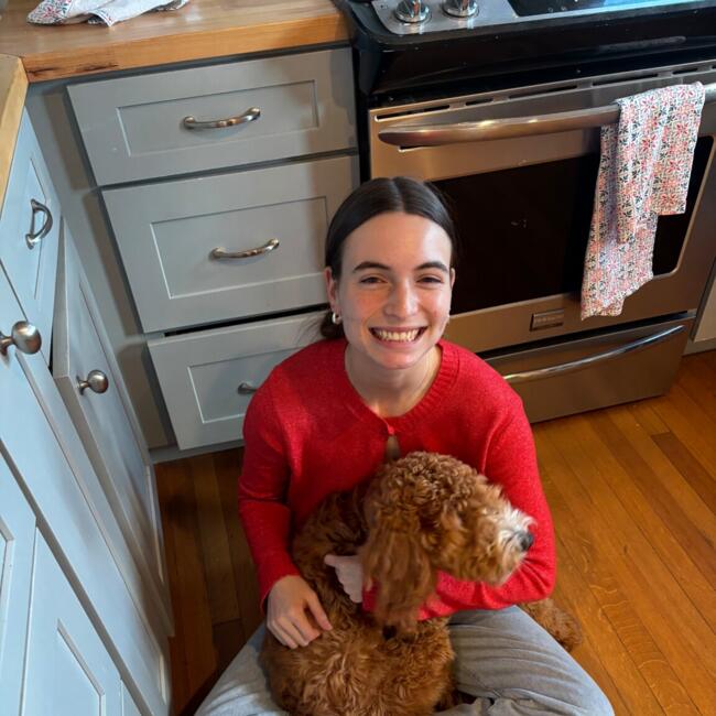 Babysitter in Pittsburgh: Isabella