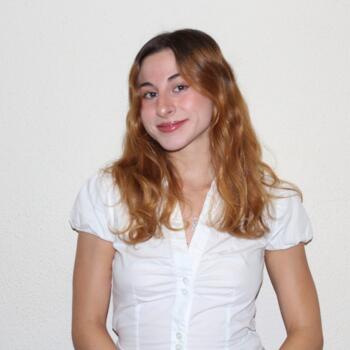 Babysitter in Elche: Carolina