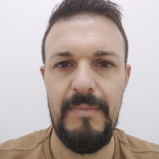 Emprego de babá em Biguaçu: Gilmar José