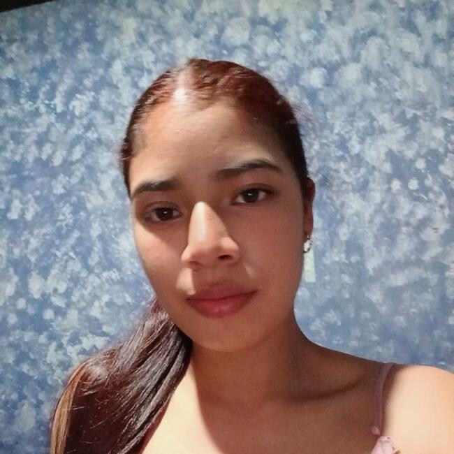 Niñera en David: Darisneth