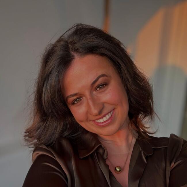 Babysitter in Cork: Emma