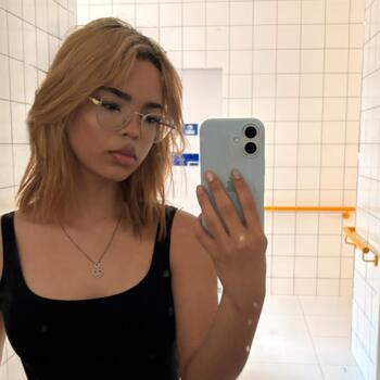 Babá em Açailândia: Isabela