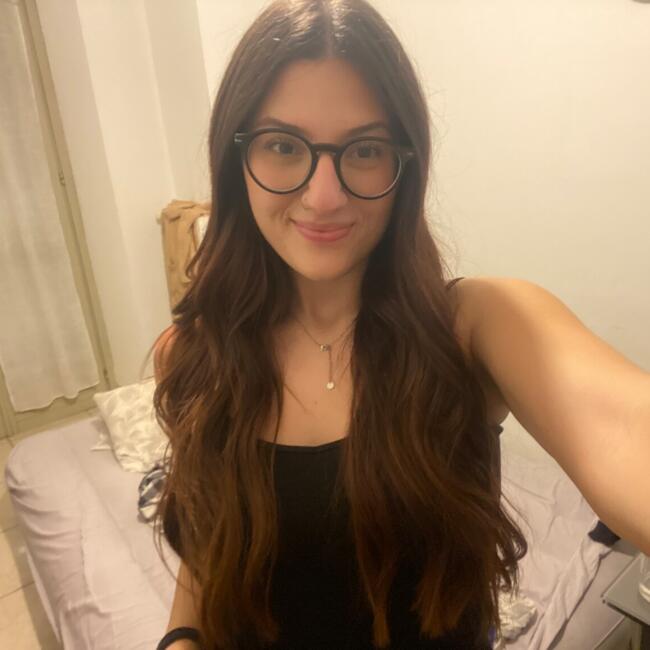 Babysitter a Genova: Giuliana
