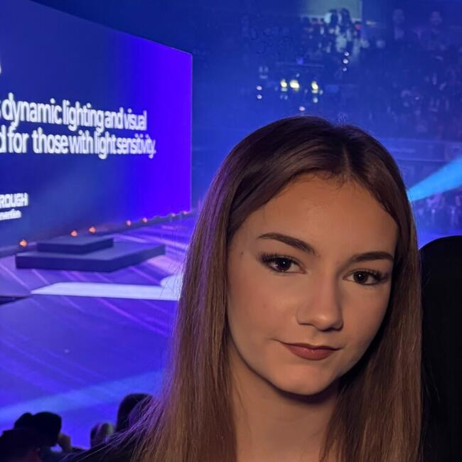 Babysitter in Esbly: Eloria