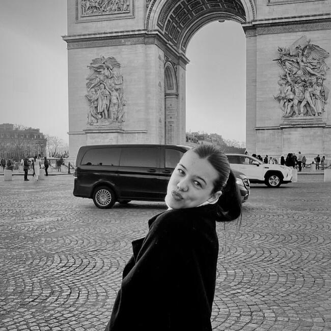 Babysitter in Germigny-sur-Loire: Anaïs