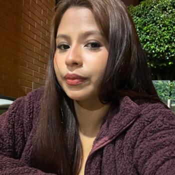 Babysitter in Cuenca: Kenya Mora Lambert