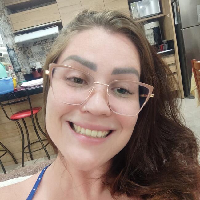 Babysitter in Florianópolis: Bruna