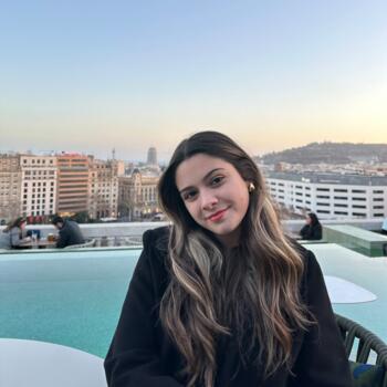 Babysitter in Coimbra: Carolina
