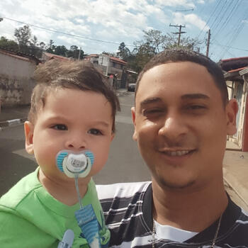Parent Vinhedo: Roberto