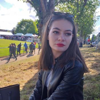 Babysitter in Peillac: Alice