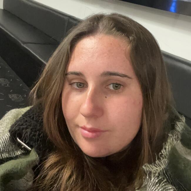 Babysitter in Toulouse: Emma