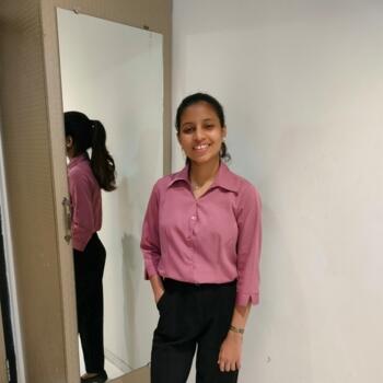 Goa City में बेबीसिटर: Velencia