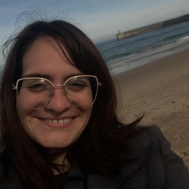Canguro en Gijón: ANTONELLA