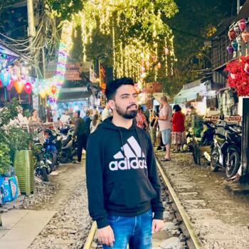 Babysitting job in Agra: babysitting job Yash