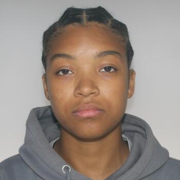 Baby-sitter Vaux-le-Pénil: Tessia