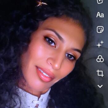 Oppas Rotterdam: Layla