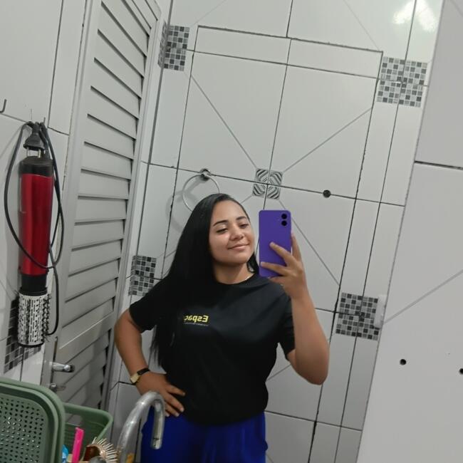 Babysitter in Benevides: Clarisce