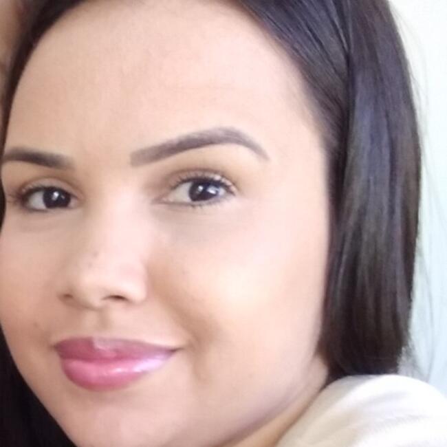 Babysitter in Goiânia: Bruna