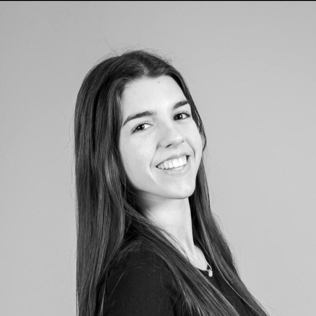 Babysitter in Loury: Elise