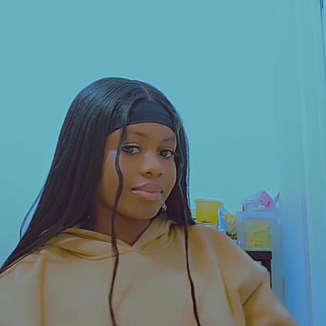 Babysitter in Tienen: Abigail