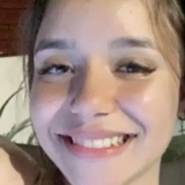 Babá em Pouso Alegre: Isadora