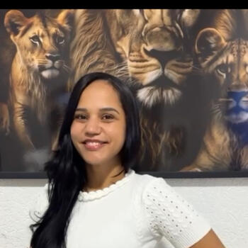 Babysitter in Santos: Tamires