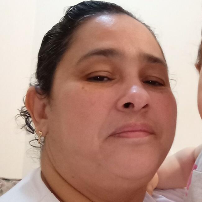 Babá em Nova Iguaçu: Iris