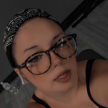 Babysitter in Tyler: Jasmin