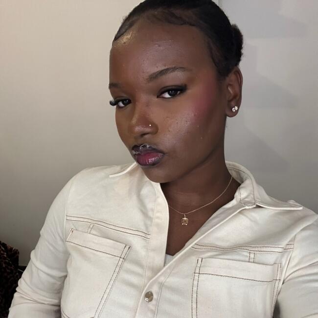 Babysitter in Massamá: Raissa