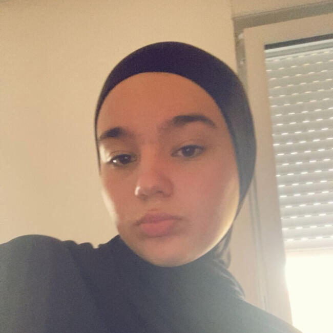 Babysitter in Onnaing: Sirhyana