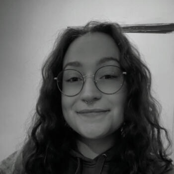 Babysitter Restigné: Alizee