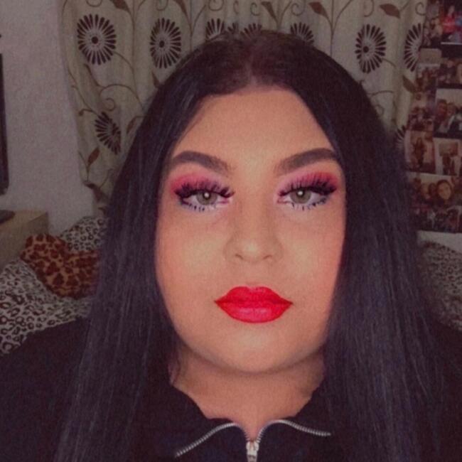 Babysitter in Manchester: Caitlin