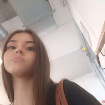 Babysitter in Coulaines: Margaux