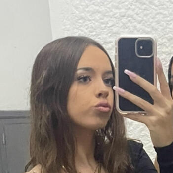 Babysitter in Charenton-le-Pont: Manon