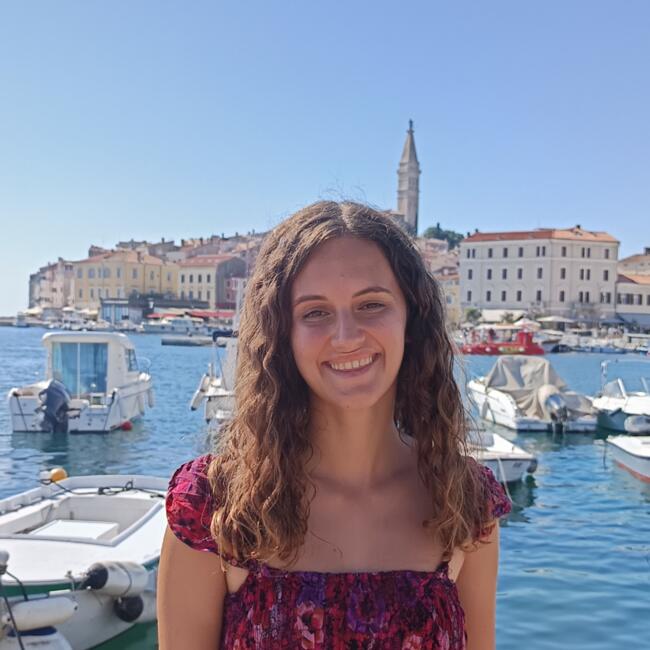 Babysitter in Mafra: Mariana