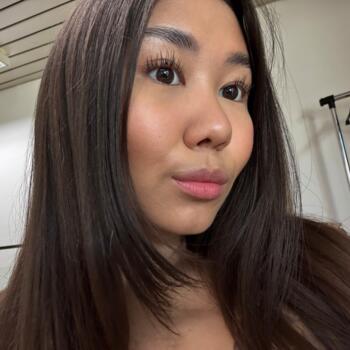 Babysitter Florence: Tomiris