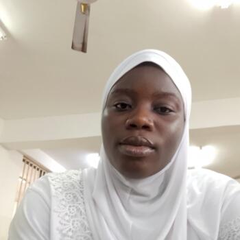 Babysitter Accra: Alimah