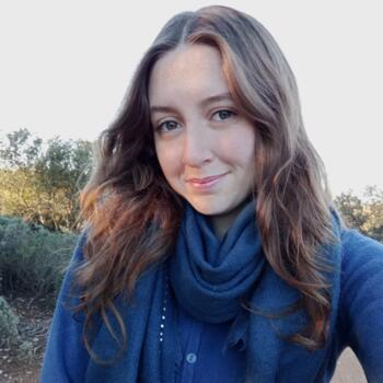 Babysitter in Lançon-Provence: Charleeze